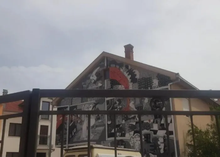 Cheap House Near The Center Of The