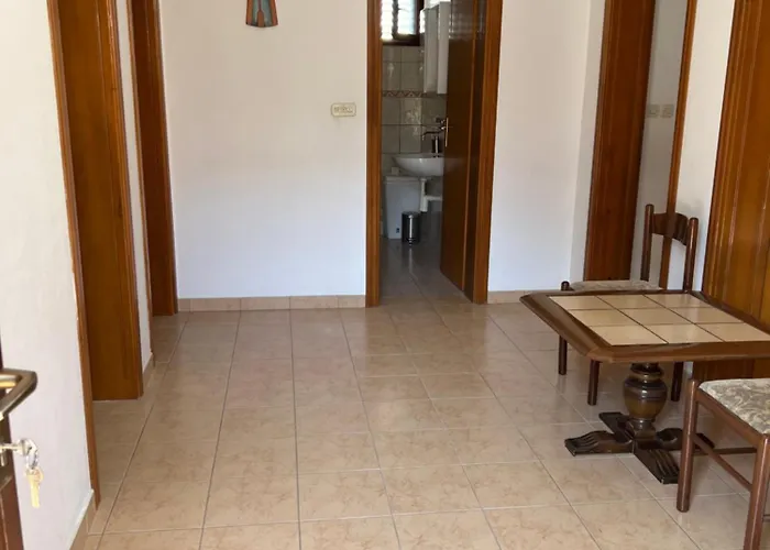 Apartamento Cheap House Near The Center Of The *